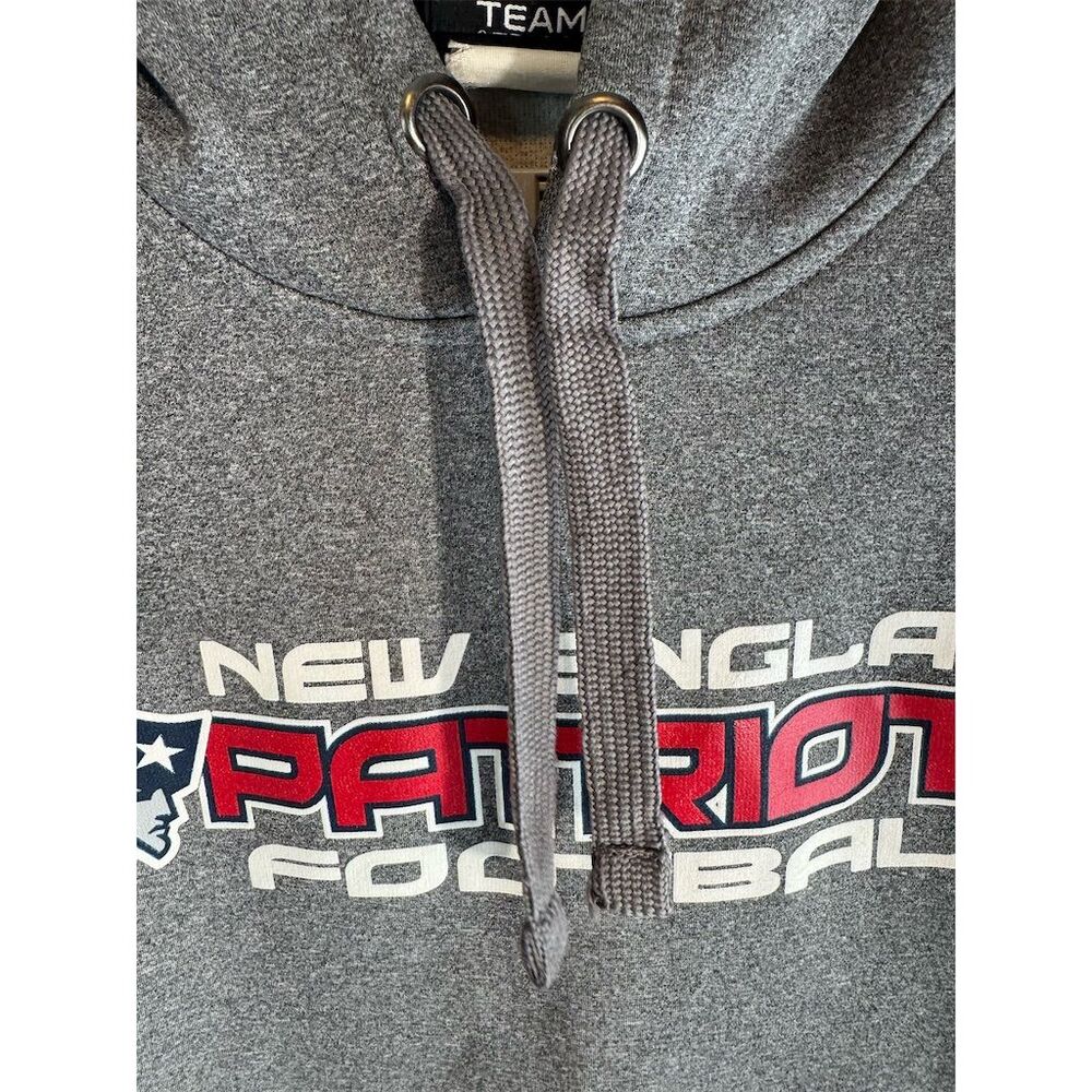 Team Apparel Gray New England Patriots Hoodie - Picture 3 of 9